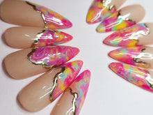 Load image into Gallery viewer, Abstract Tips - Ritzi Beauty Co. -Press On Nails