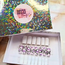 Load image into Gallery viewer, White Python - Ritzi Beauty Co. -Press On Nails
