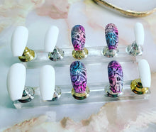 Load image into Gallery viewer, White Python - Ritzi Beauty Co. -Press On Nails