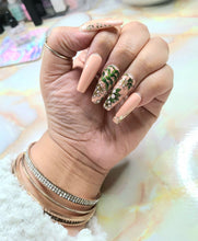 Load image into Gallery viewer, Isle Lilies - Ritzi Beauty Co. -Press On Nails
